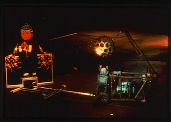 Mark Pauline presents a performance of kinetic sculpture at Hallwalls, 1984.